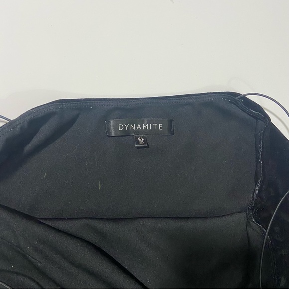 Black crushed velvet romper size LG - Picture 5 of 6